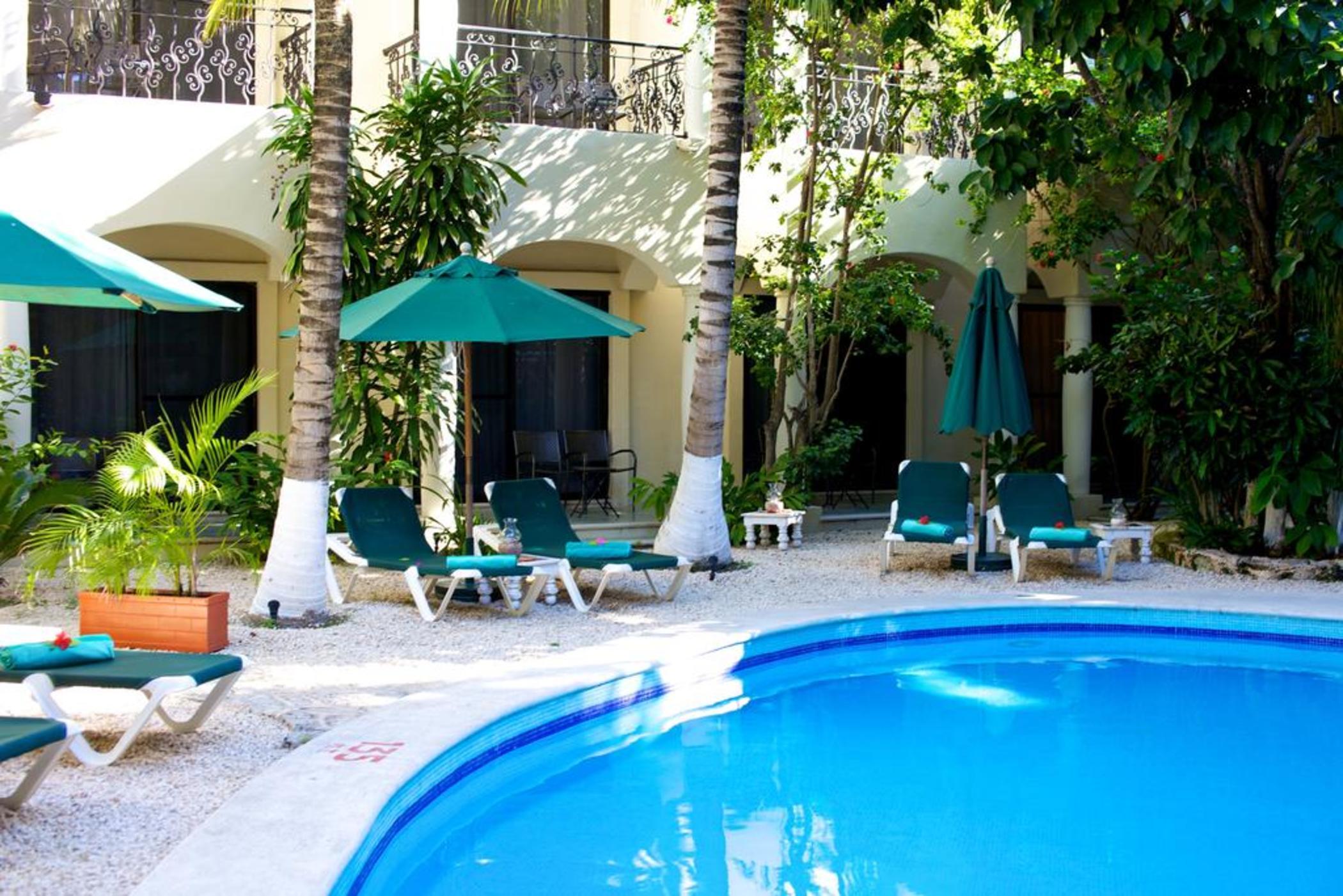 Hacienda Paradise Hotel Playa del Carmen Exterior photo